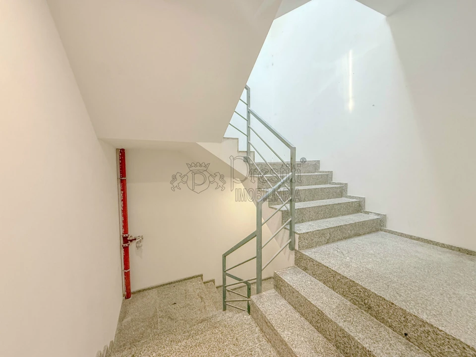 Apartamento T2 para Venda em Creixomil Foto 18