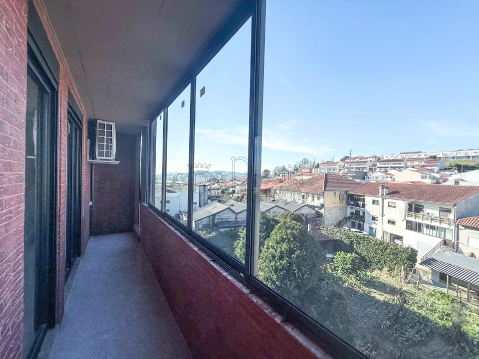 Apartamento T2 para Venda em Creixomil Foto 15