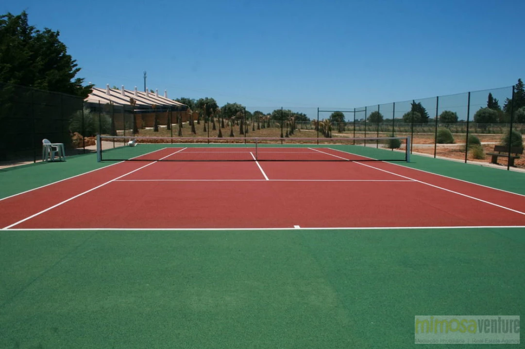 Negócio para Venda em Lagos (São Sebastião e Santa Maria) Foto 75