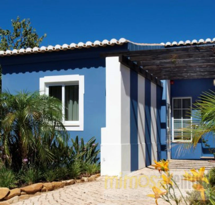 Negócio para Venda em Lagos (São Sebastião e Santa Maria) Foto 82