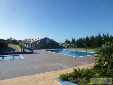 Negócio para Venda em Lagos (São Sebastião e Santa Maria)