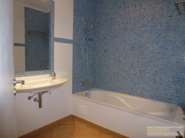 Negócio para Venda em Lagos (São Sebastião e Santa Maria)