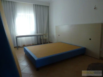 Negócio para Venda em Lagos (São Sebastião e Santa Maria)