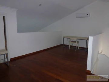 Negócio para Venda em Lagos (São Sebastião e Santa Maria)