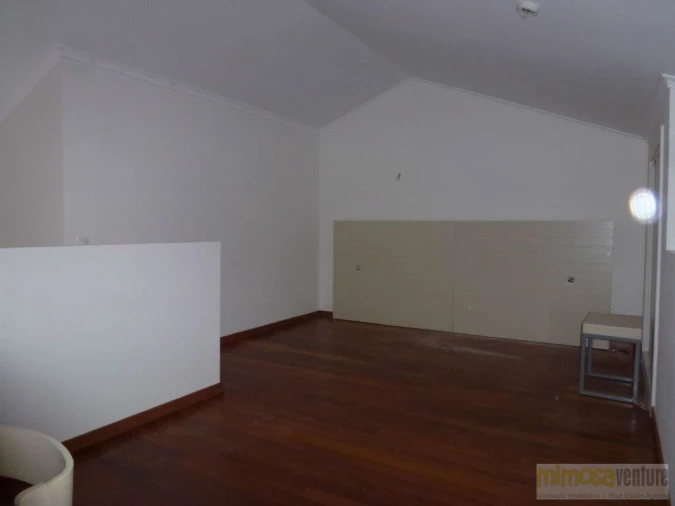 Negócio para Venda em Lagos (São Sebastião e Santa Maria) Foto 23