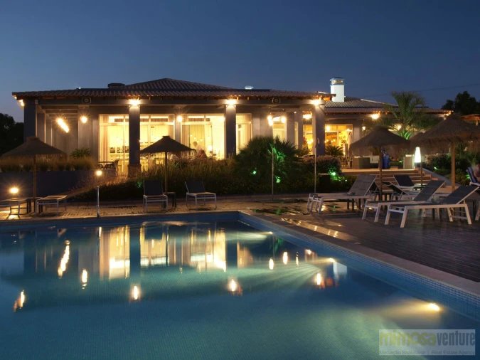 Negócio para Venda em Lagos (São Sebastião e Santa Maria) Foto 49