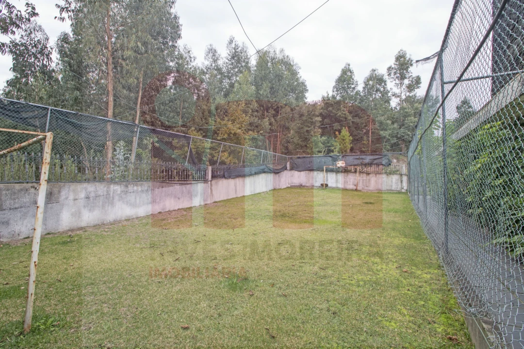 Moradia T4 para Venda em Moreira de Conegos Foto 18