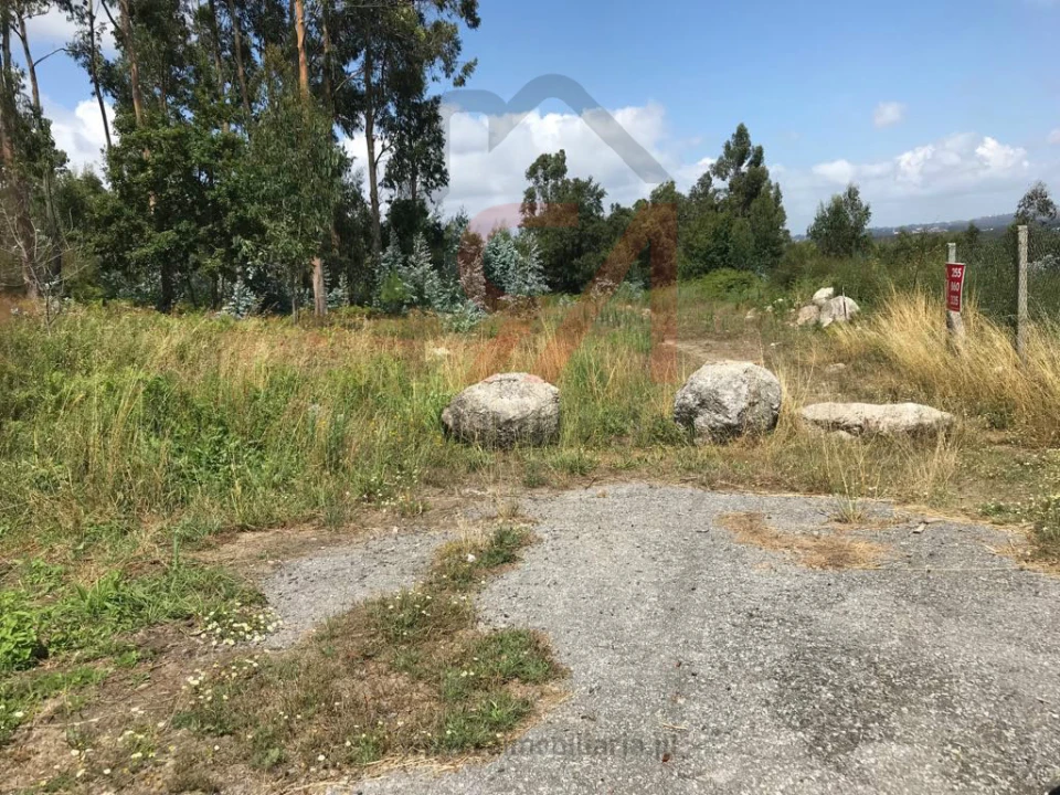 Terreno para Venda em Penamaior Foto 2