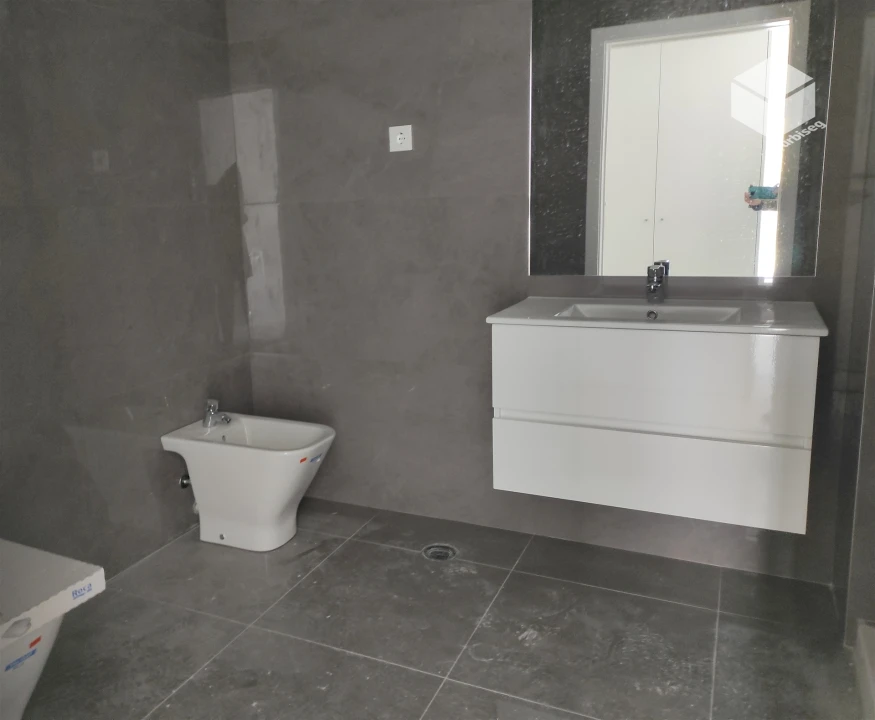 Apartamento T2 para Venda em Buarcos Foto 6