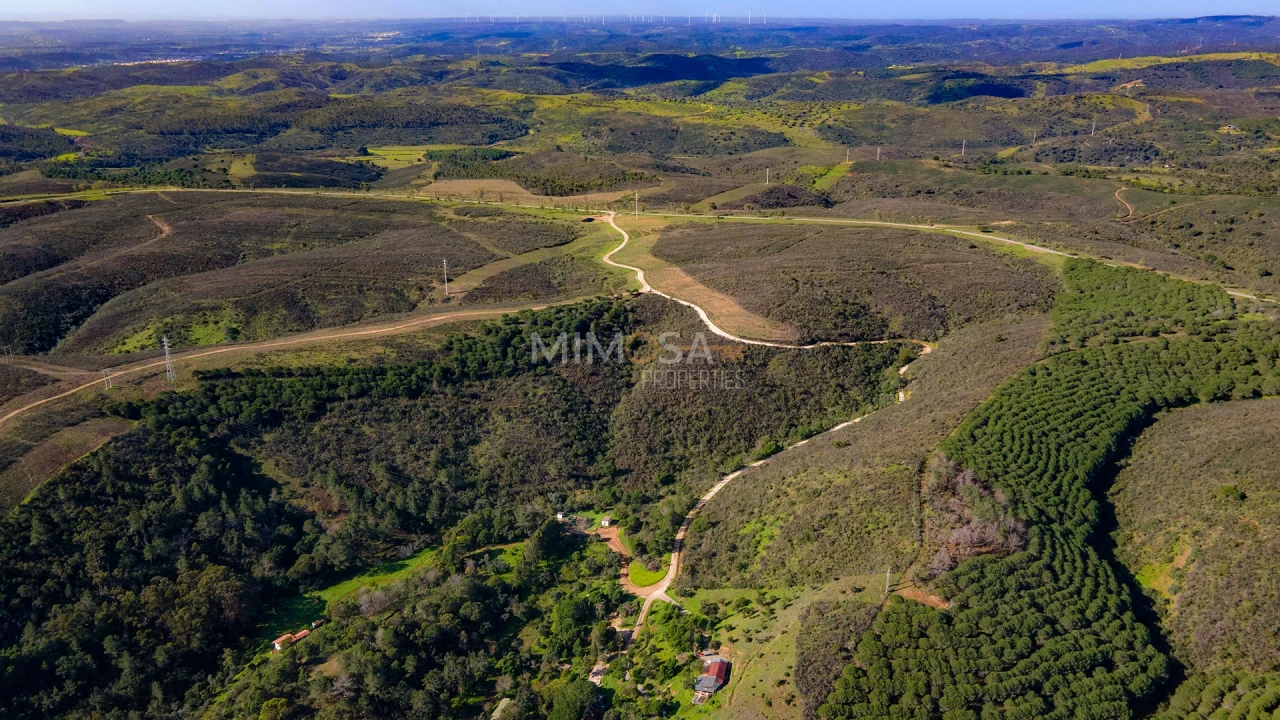 Terreno Misto para Venda em Odiaxere Foto 7