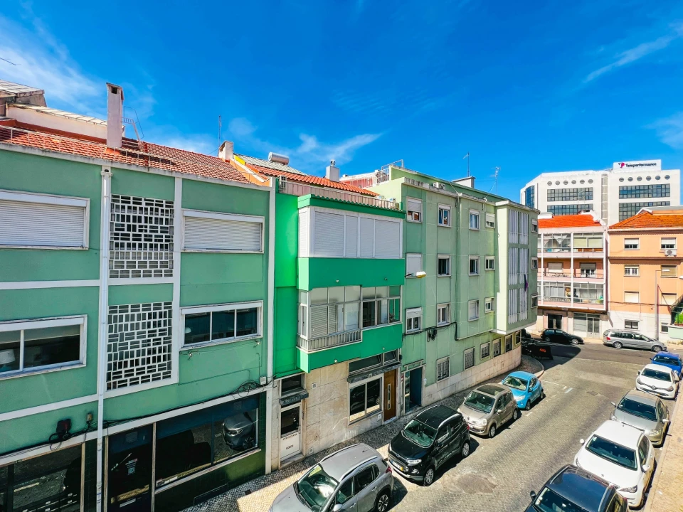 Apartamento T3 para Venda em Avenidas Novas Foto 1
