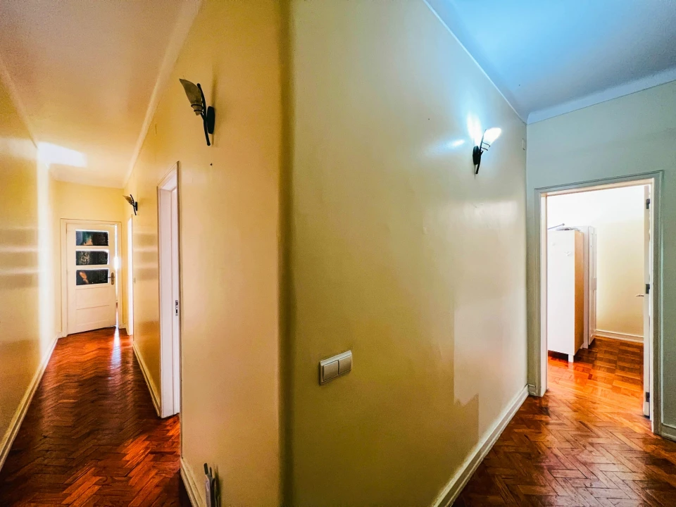 Apartamento T3 para Venda em Avenidas Novas Foto 15