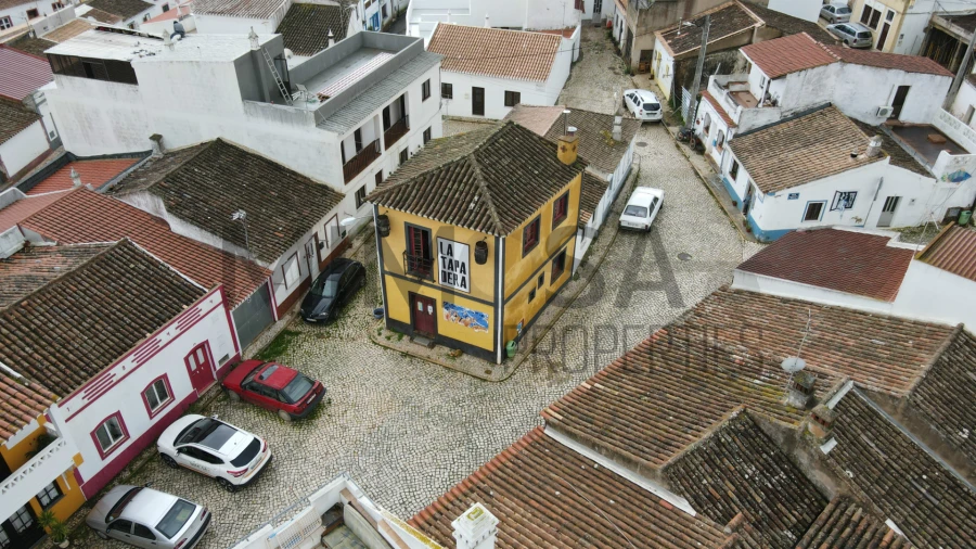 Negócio para Venda em Bensafrim e Barão de São João Foto 3