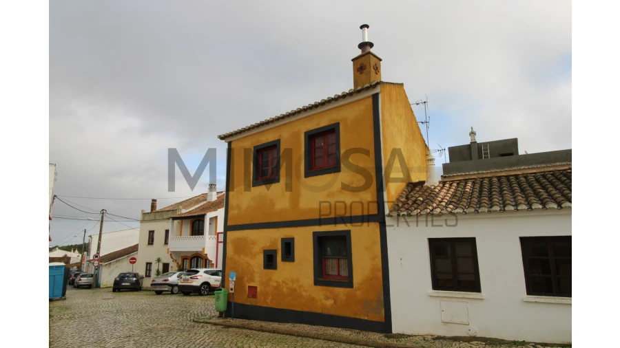 Negócio para Venda em Bensafrim e Barão de São João Foto 8