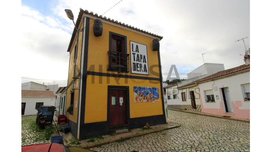 Negócio para Venda em Bensafrim e Barão de São João Foto 6