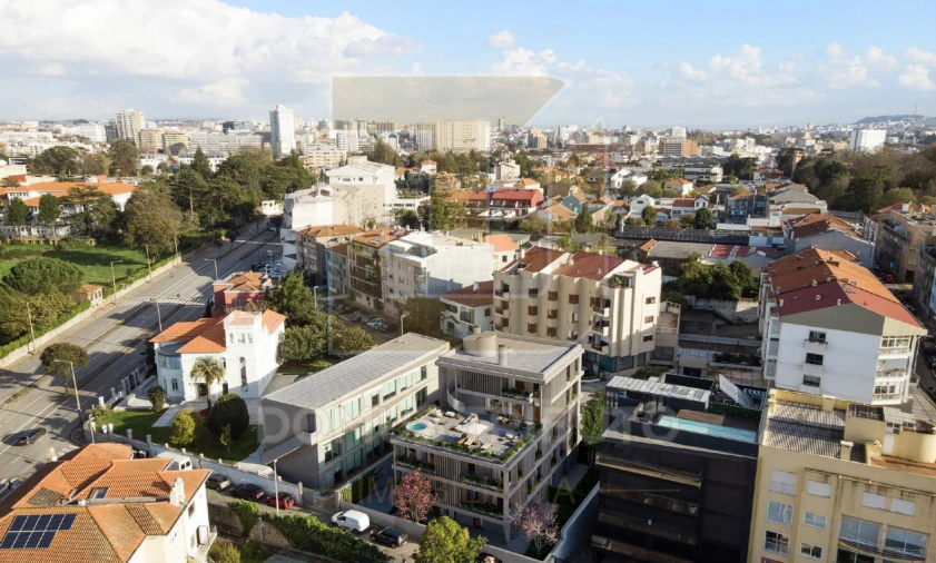 Apartamento T3 para Venda em Lordelo do Ouro e Massarelos Foto 2