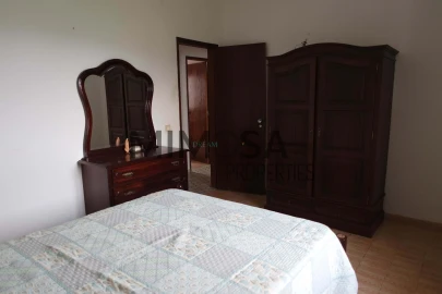 Moradia T6 para Venda em Lagos (São Sebastião e Santa Maria)