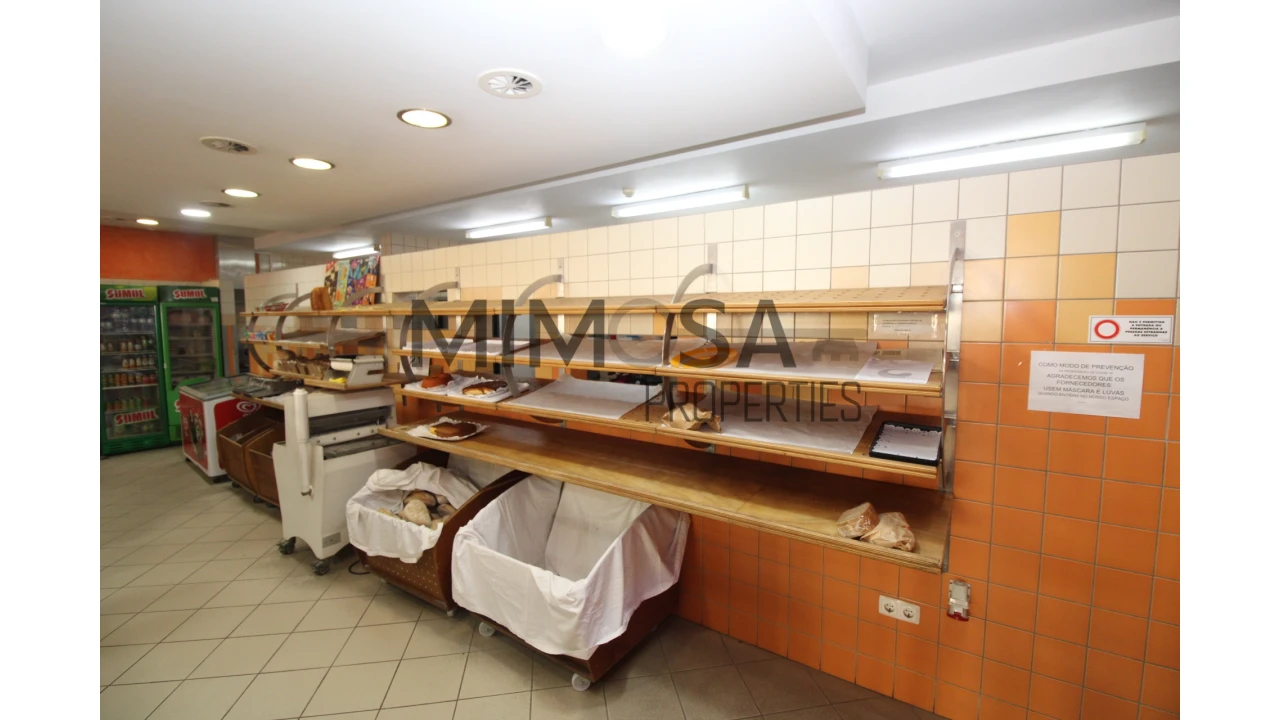Loja para Venda em Lagos (São Sebastião e Santa Maria) Foto 10