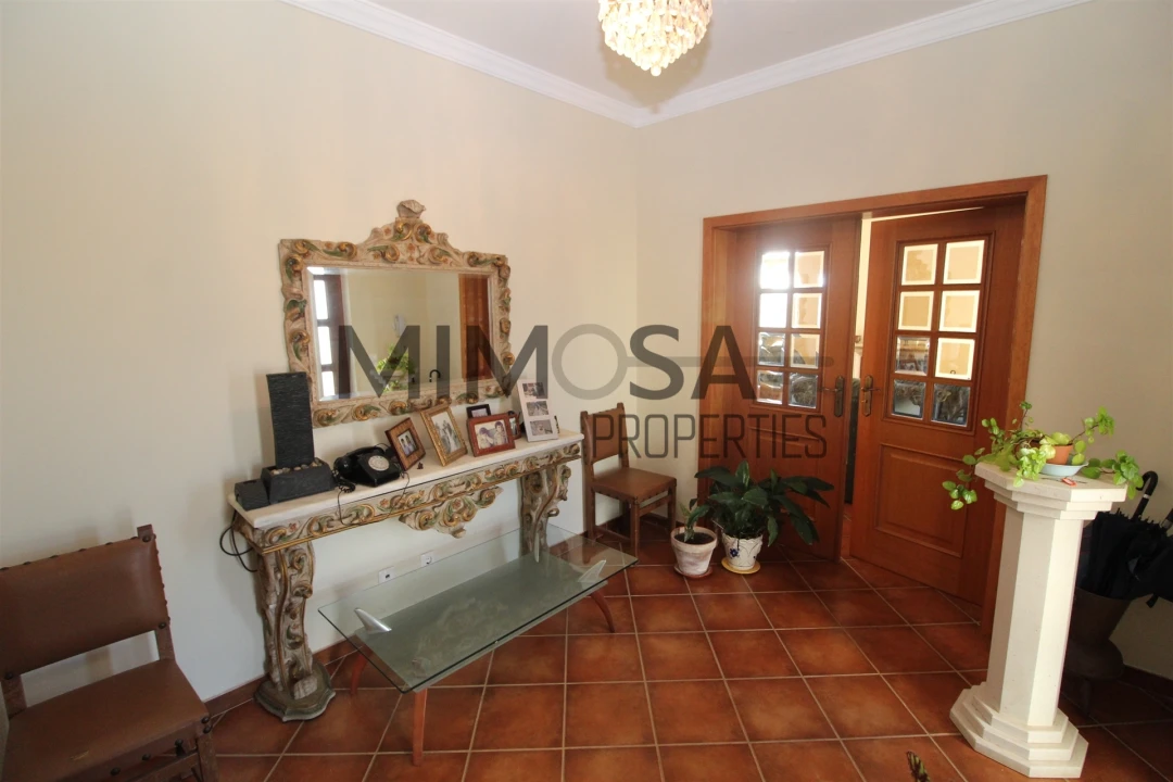 Moradia T4 para Venda em Luz Foto 3