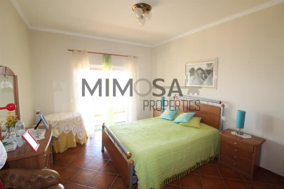 Moradia T4 para Venda em Luz