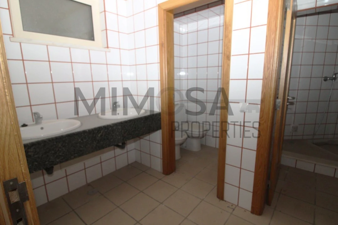 Loja para Venda em Ferragudo Foto 12