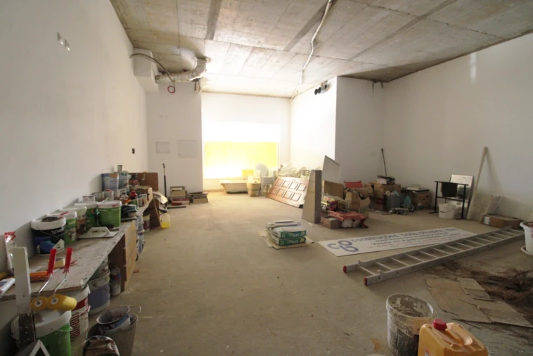 Loja para Venda em Ferragudo