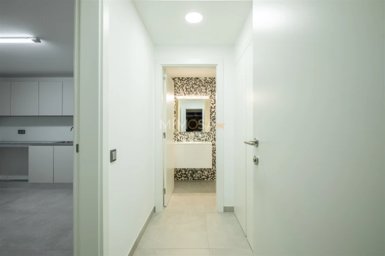Moradia T5 para Venda em Lagos (São Sebastião e Santa Maria) Foto 43