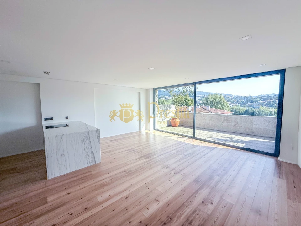 Apartamento T2 para Venda em Creixomil Foto 8