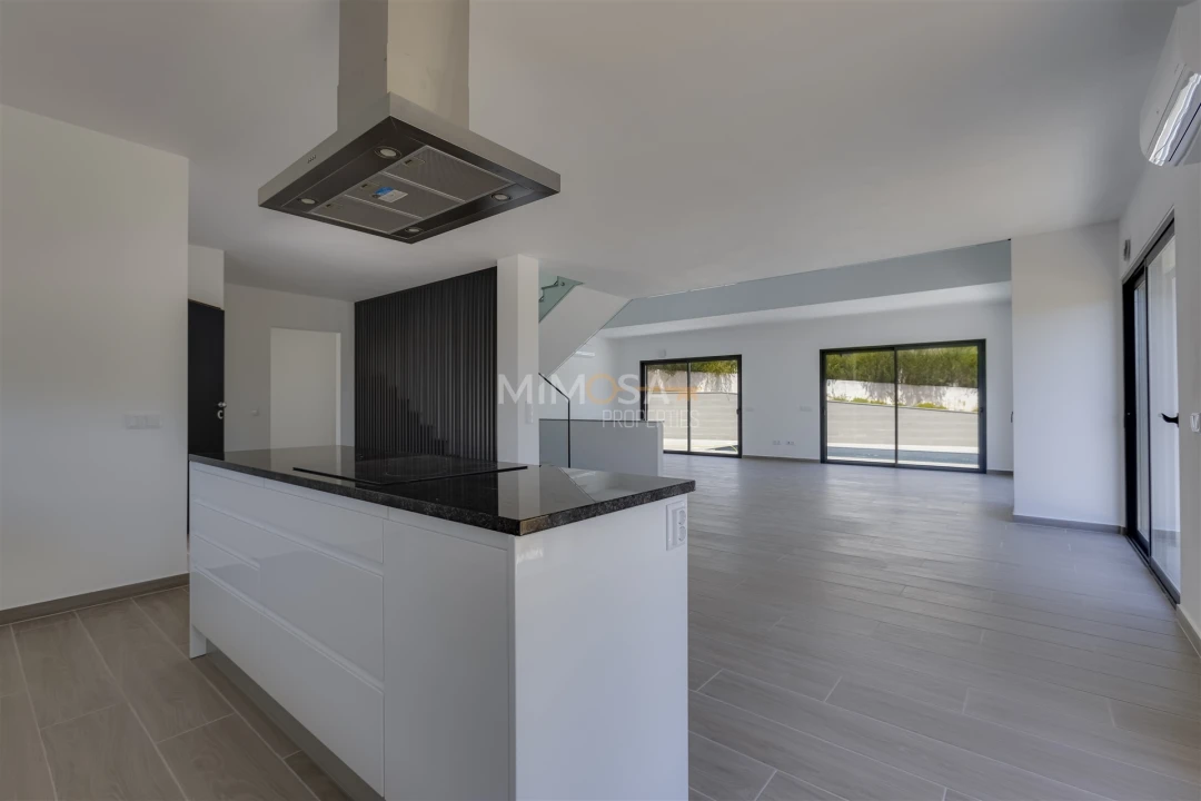 Moradia T4 para Venda em Aljezur Foto 13