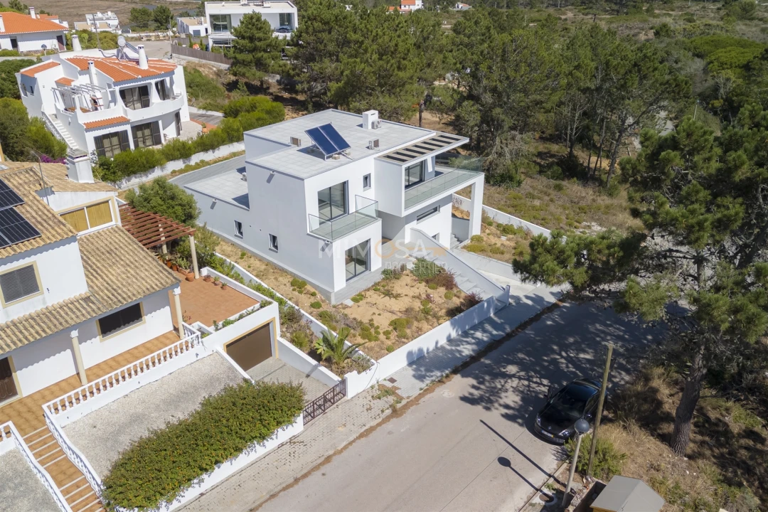 Moradia T4 para Venda em Aljezur Foto 40