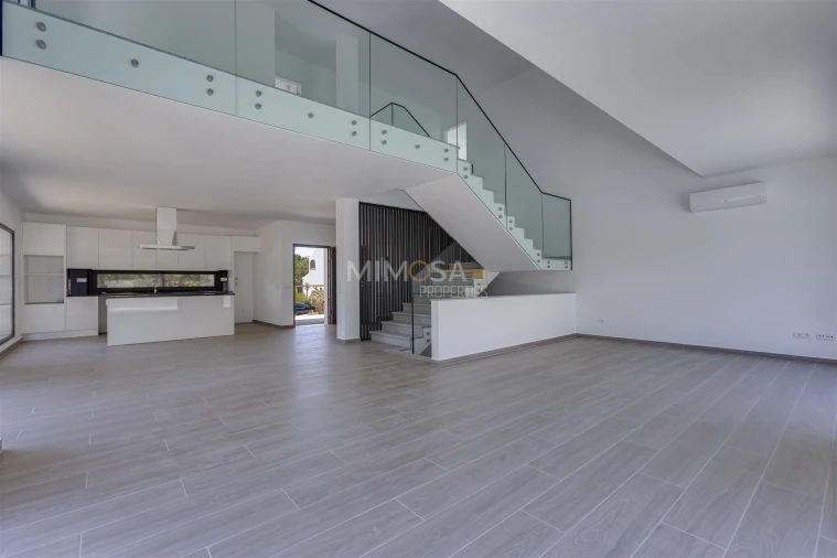 Moradia T4 para Venda em Aljezur Foto 10