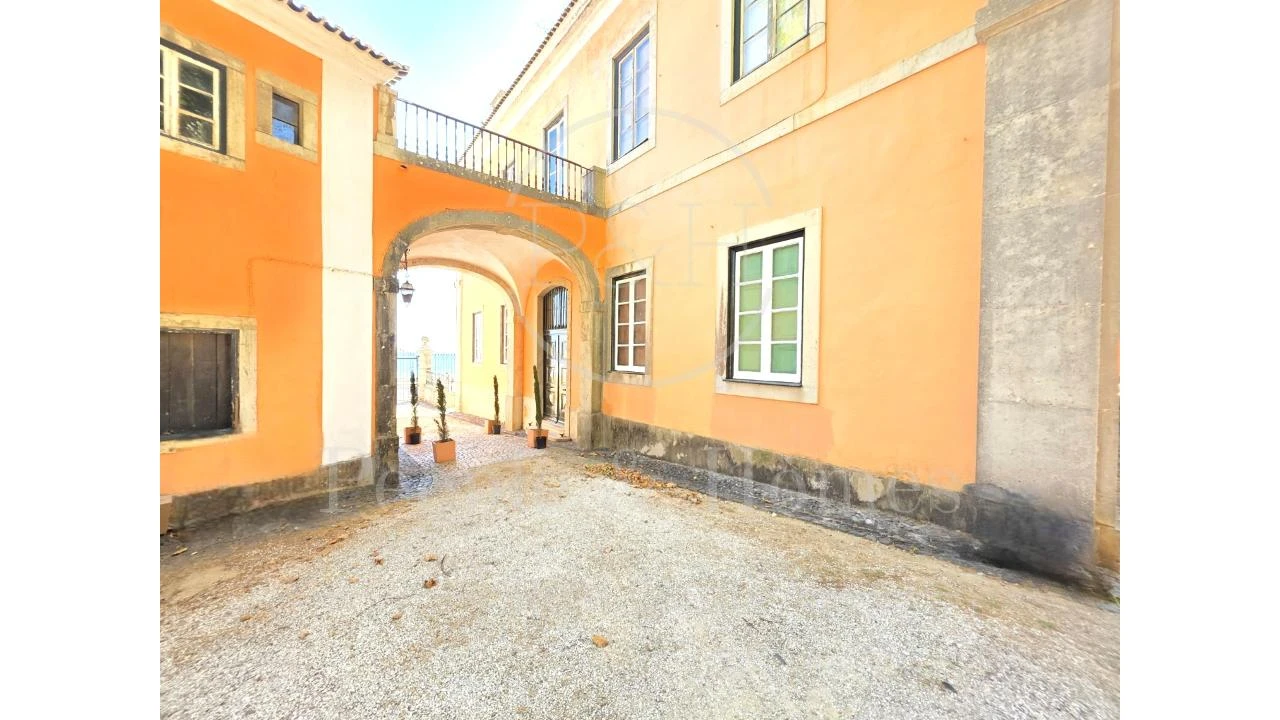 Moradia T10 para Venda em Oeiras e São Julião da Barra, Paço de Arcos e Caxias Foto 11