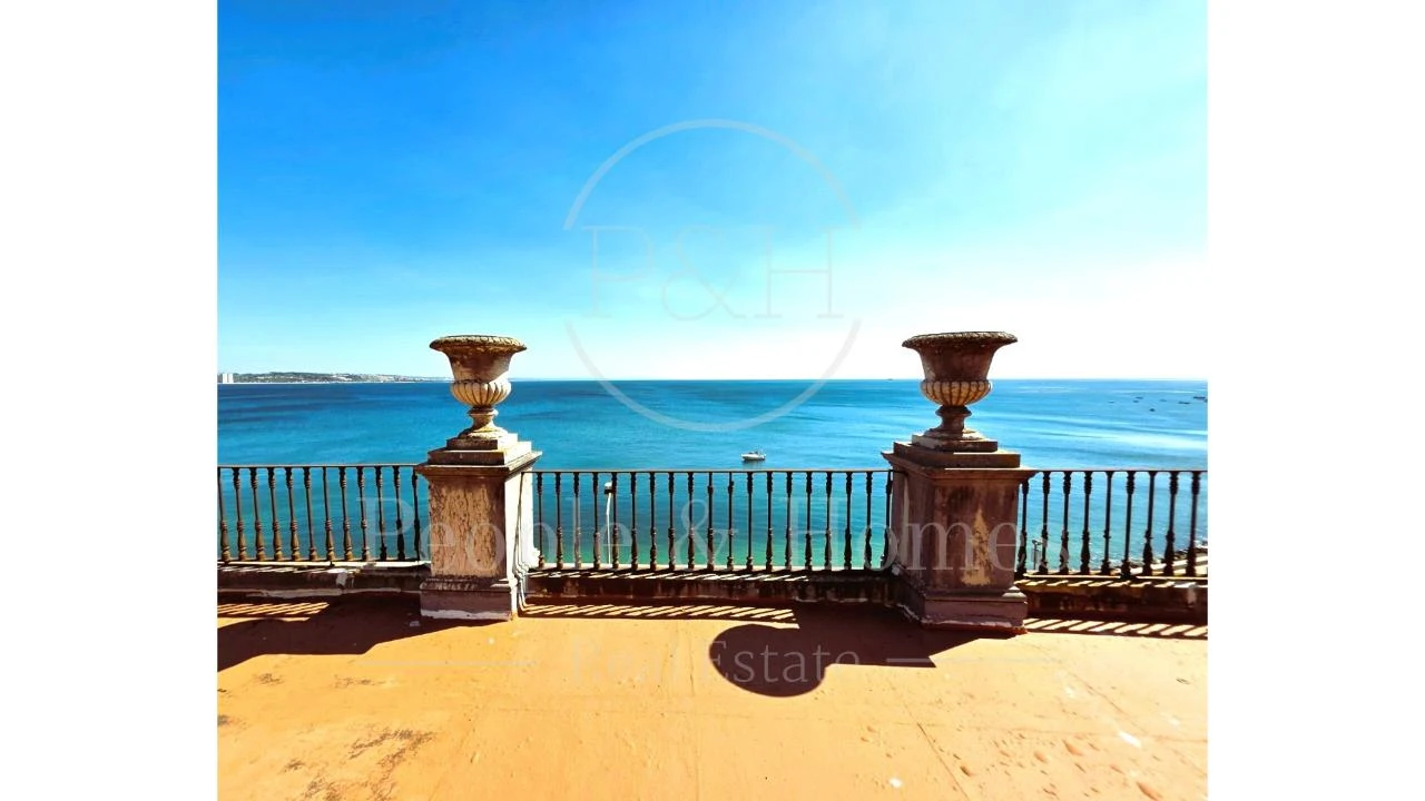 Moradia T10 para Venda em Oeiras e São Julião da Barra, Paço de Arcos e Caxias Foto 1