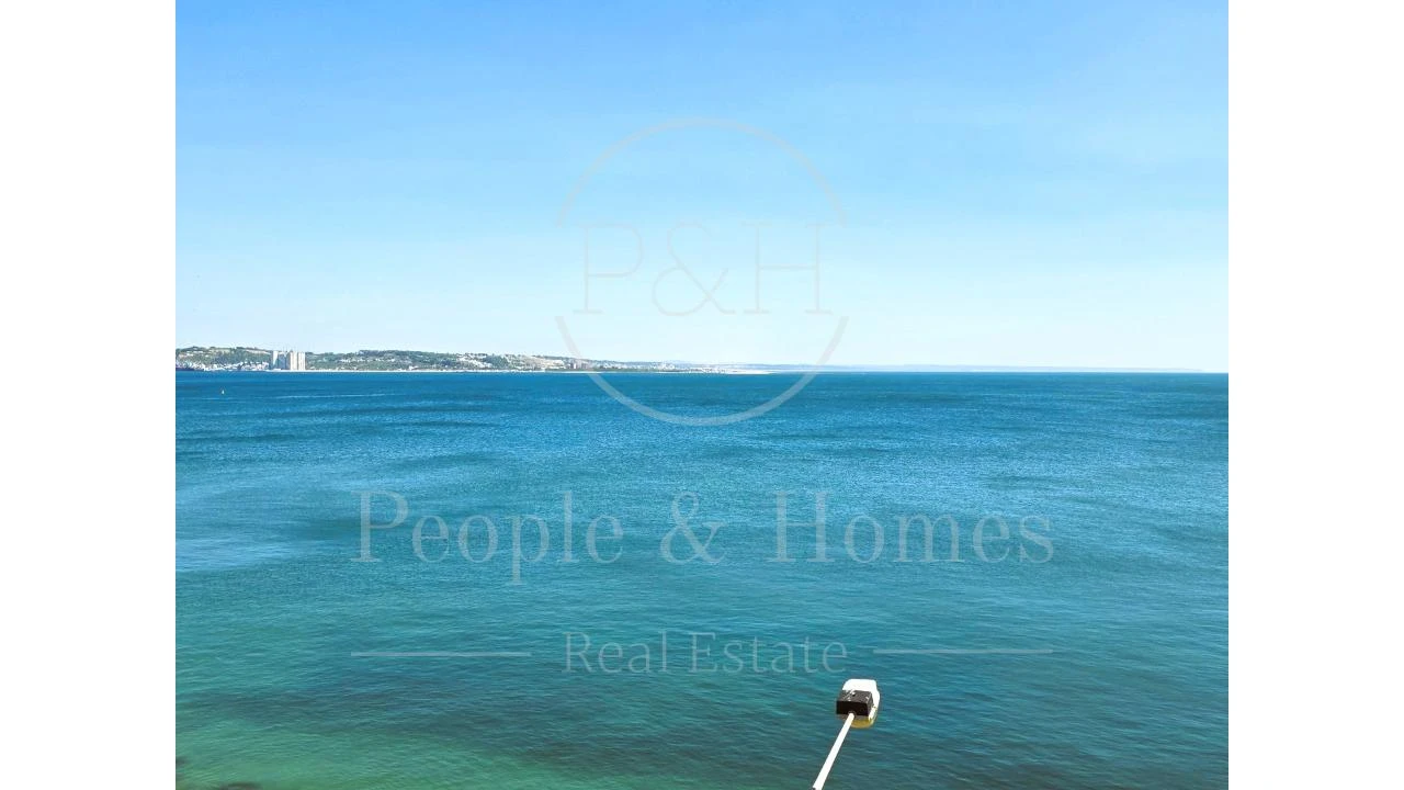 Moradia T10 para Venda em Oeiras e São Julião da Barra, Paço de Arcos e Caxias Foto 5