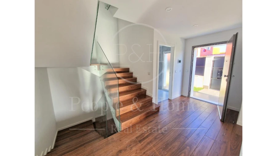 Moradia T3 para Venda em Cascais e Estoril Foto 5