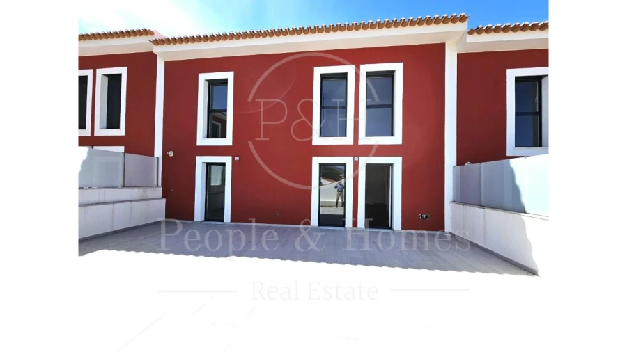 Moradia T3 para Venda em Cascais e Estoril Foto 1