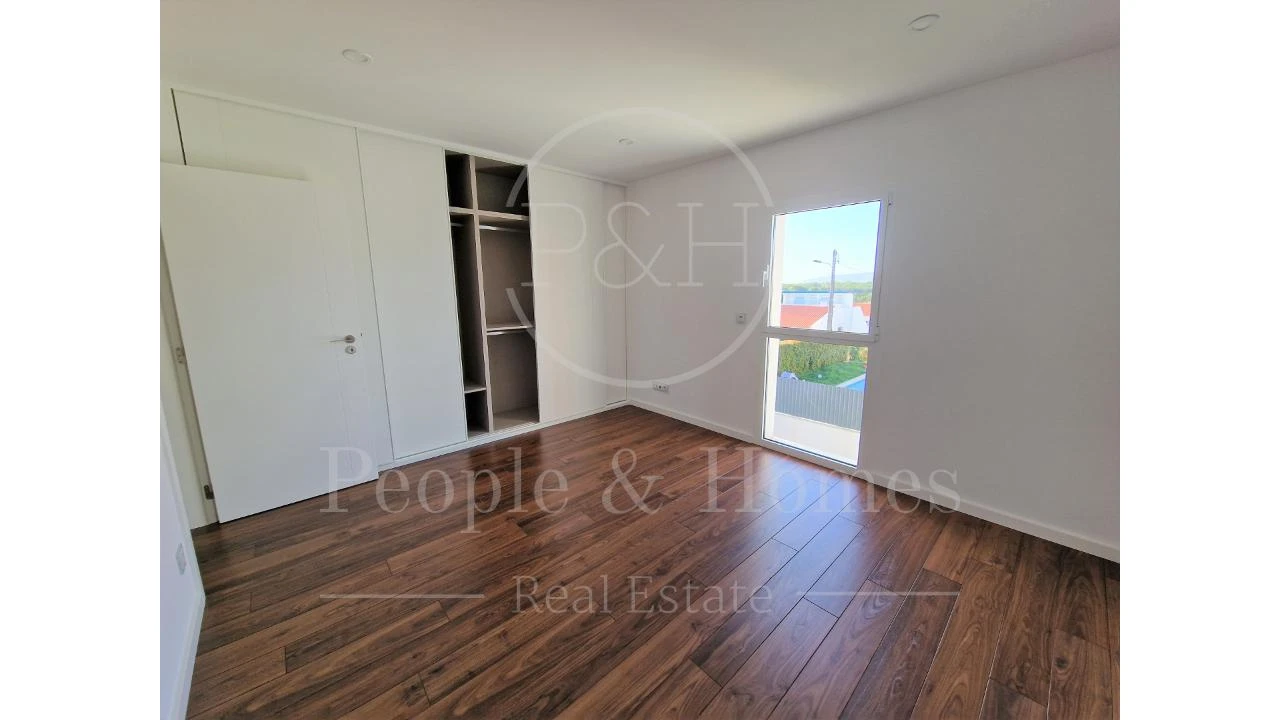 Moradia T3 para Venda em Cascais e Estoril Foto 17