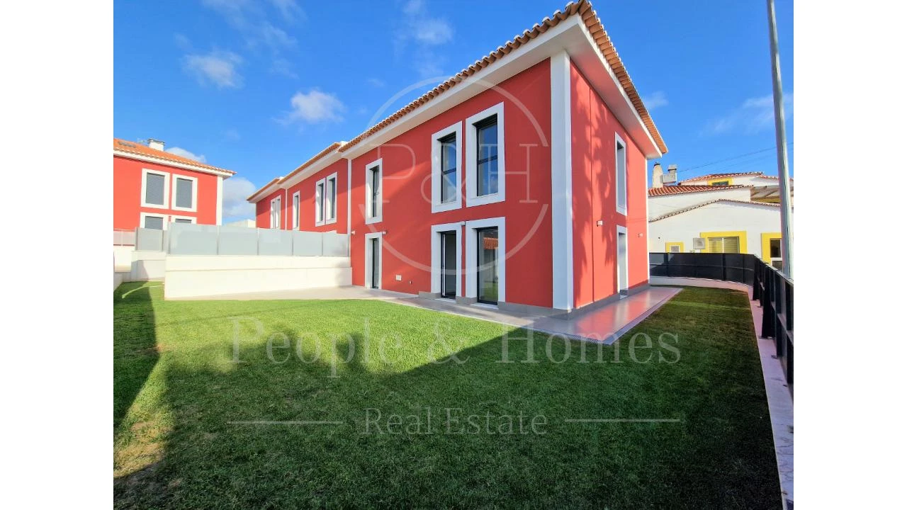 Moradia T3 para Venda em Cascais e Estoril Foto 3