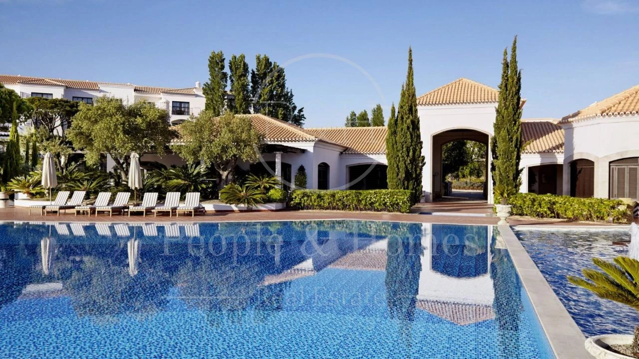 Apartamento T3 para Venda em Albufeira e Olhos de Água Foto 1