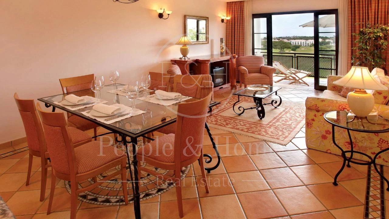 Apartamento T2 para Venda em Albufeira e Olhos de Água Foto 16
