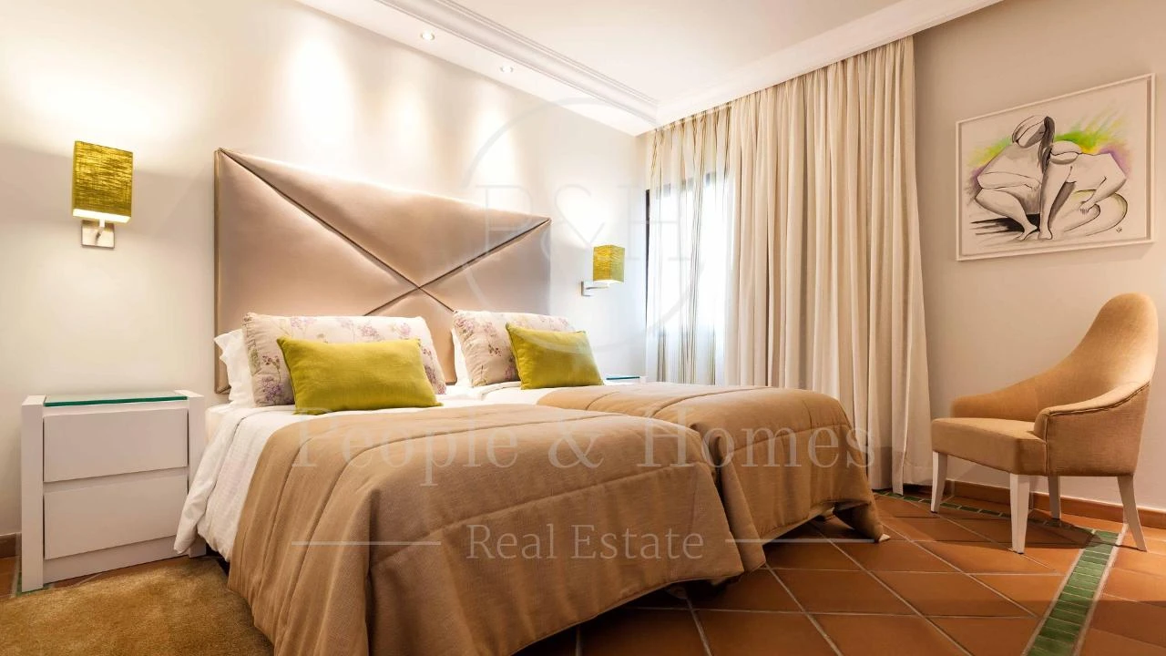 Apartamento T2 para Venda em Albufeira e Olhos de Água Foto 13