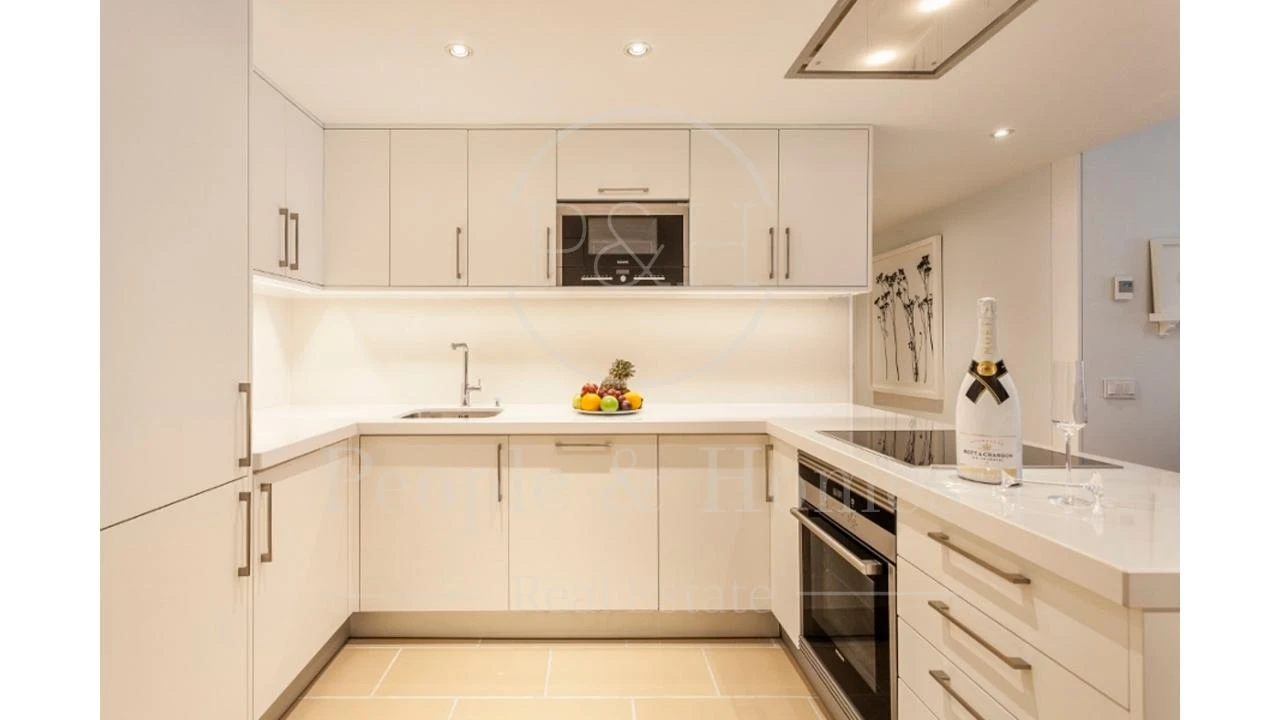 Apartamento T2 para Venda em Albufeira e Olhos de Água Foto 9