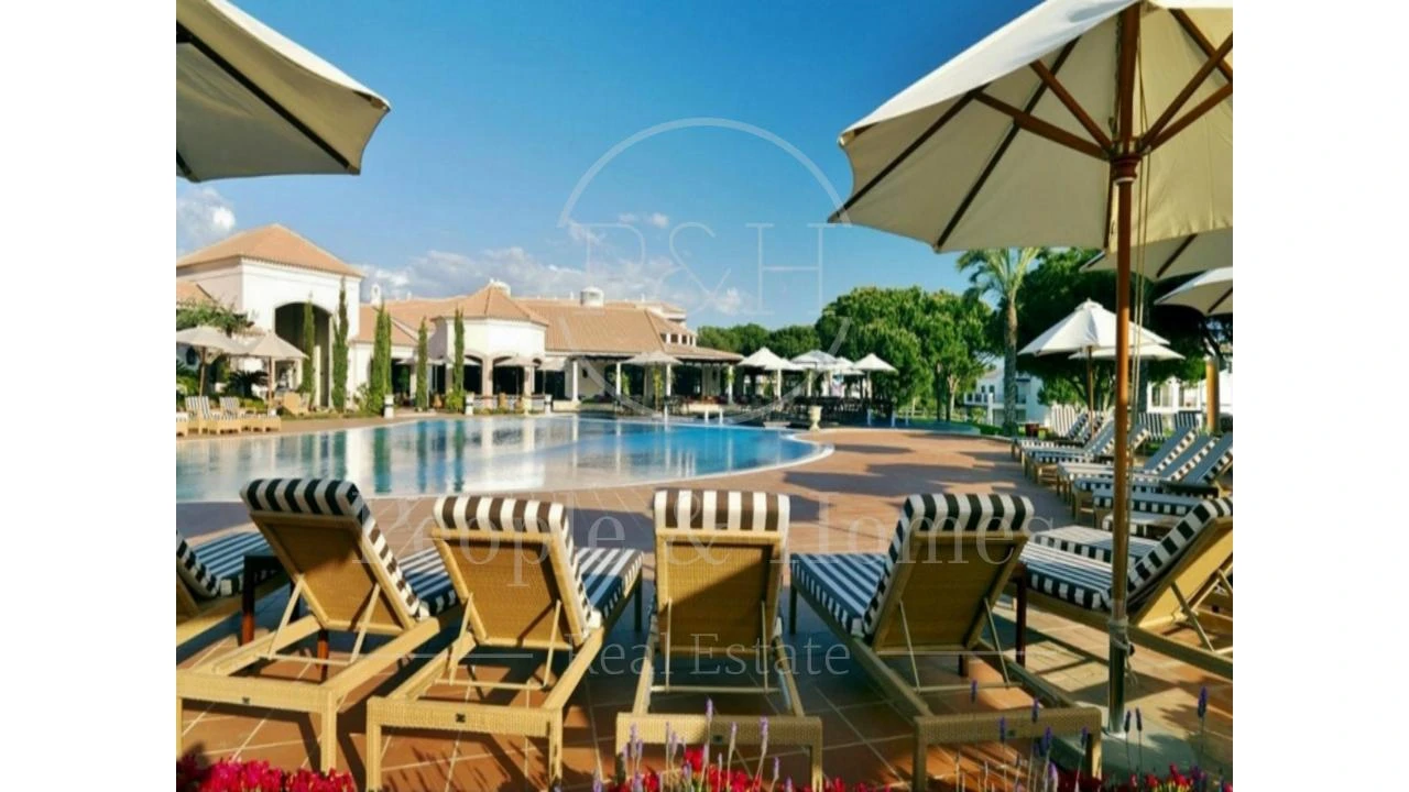 Moradia T2 para Venda em Albufeira e Olhos de Água Foto 24