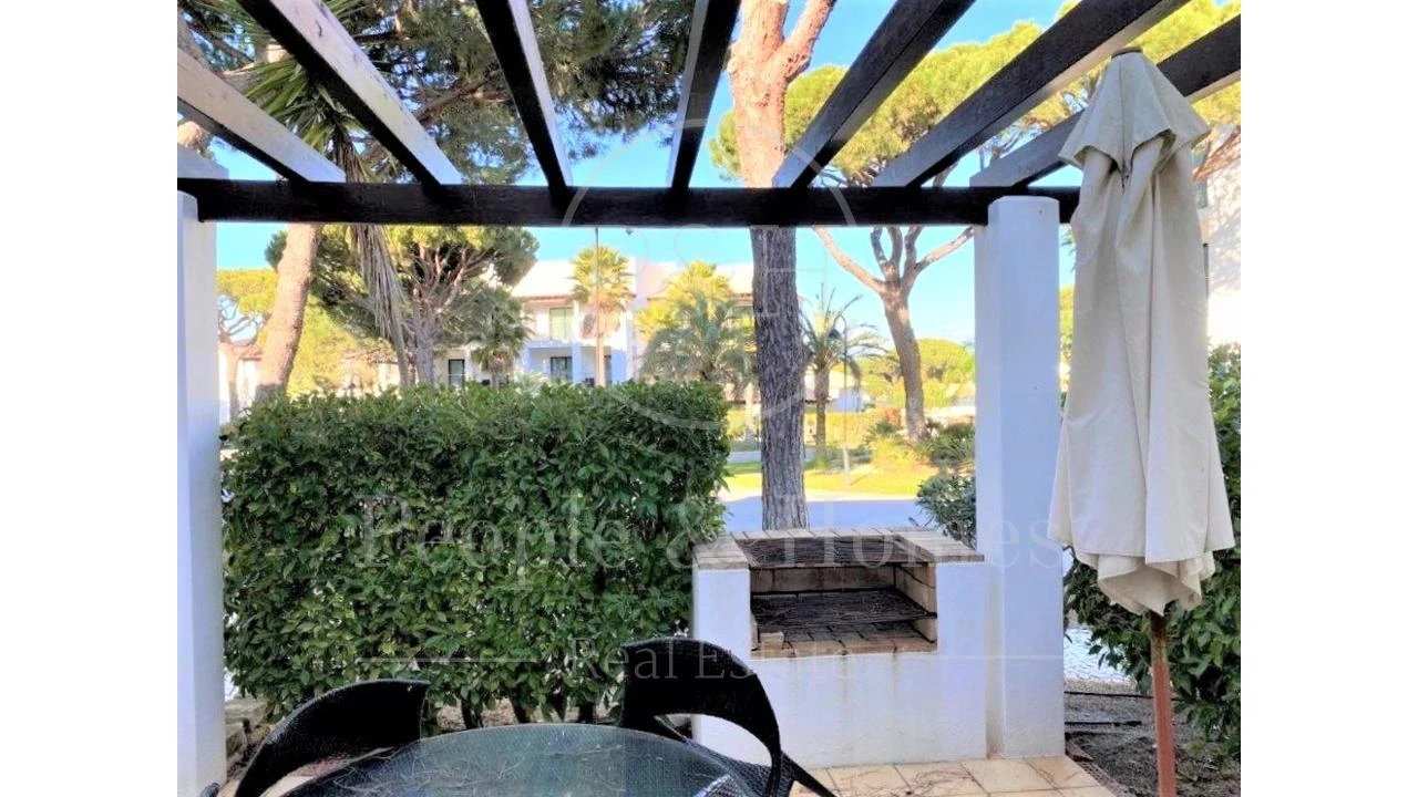 Moradia T2 para Venda em Albufeira e Olhos de Água Foto 6