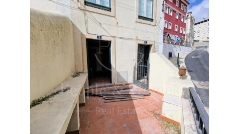 Prédio para Venda em São Vicente