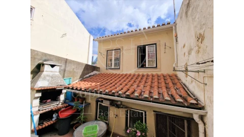 Prédio para Venda em São Vicente