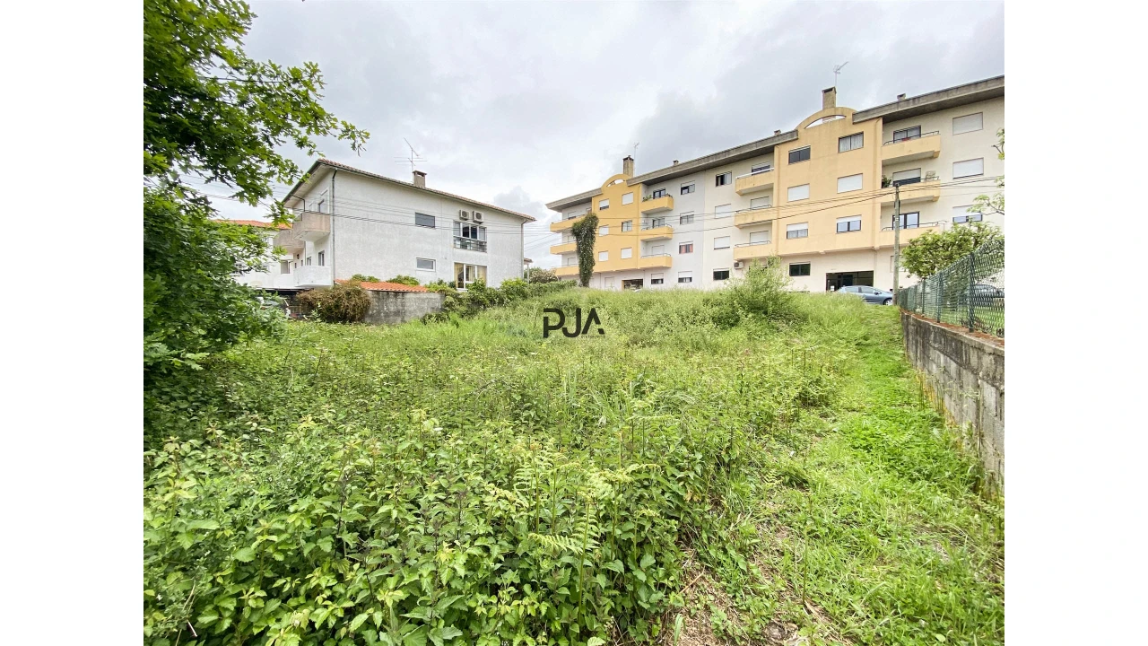 Terreno para Venda em Abraveses Foto 3