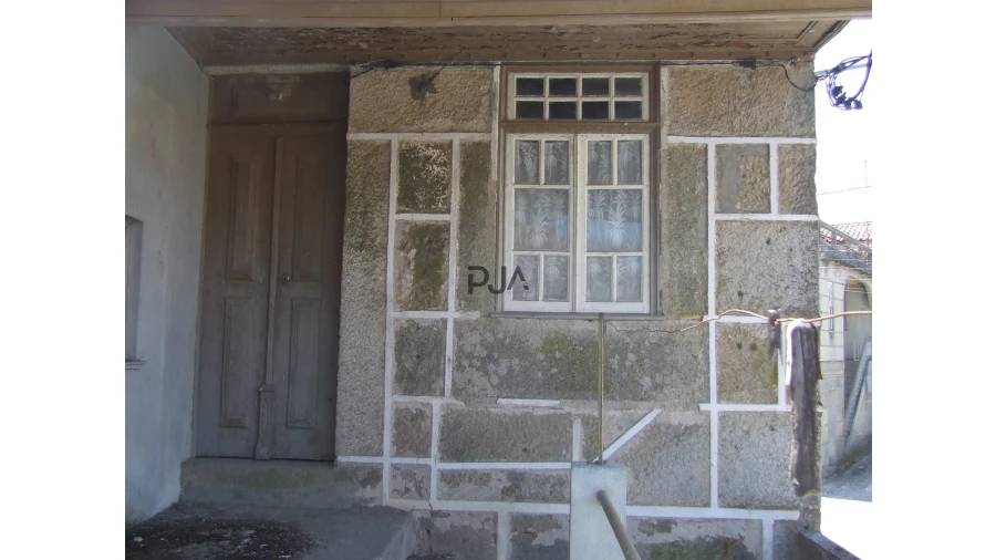 Moradia T3 para Venda em Antas e Matela Foto 3