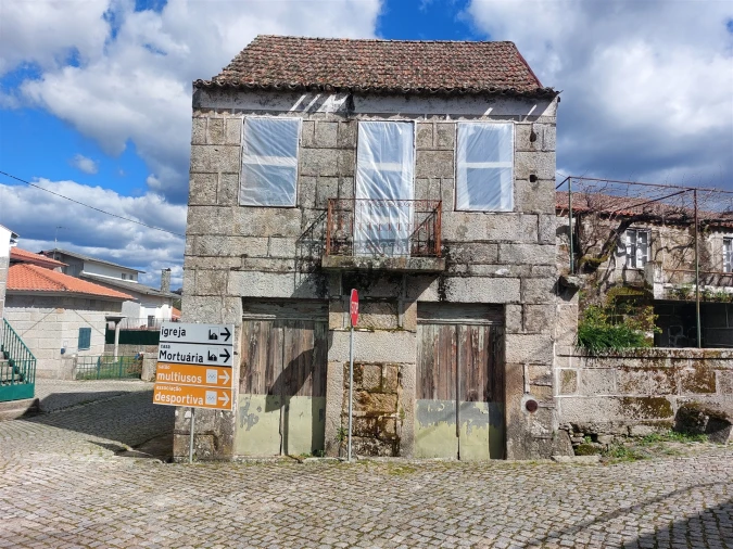 Moradia T3 para Venda em Antas e Matela Foto 4