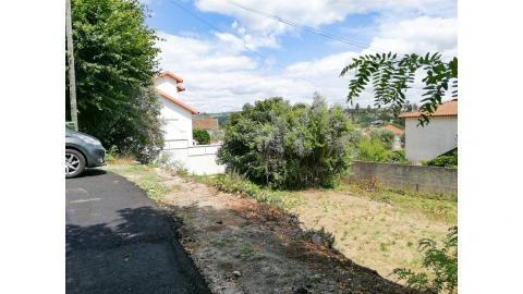Terreno para Venda em Mangualde, Mesquitela e Cunha Alta